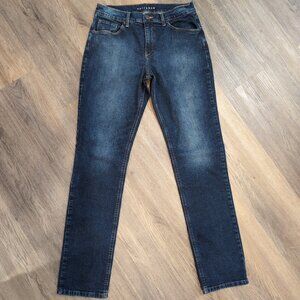 Mott and Bow Boyfriend Jeans 30x32 Dark Wash Blue Denim Factory Fading